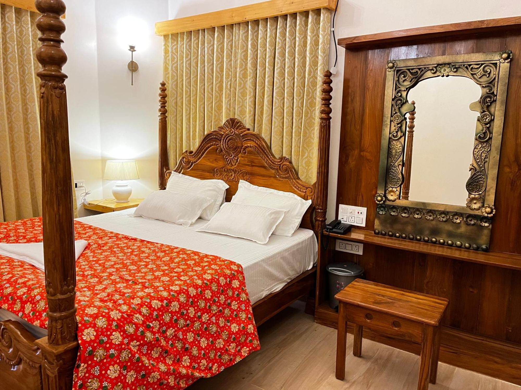 Dip Holidays Shanti Niketan Exterior photo