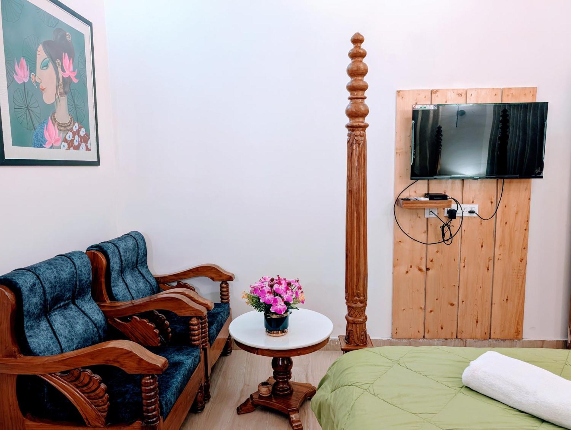 Dip Holidays Shanti Niketan Exterior photo